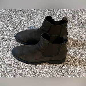 Thursday boot company duke chelsea boots LIKE NEW